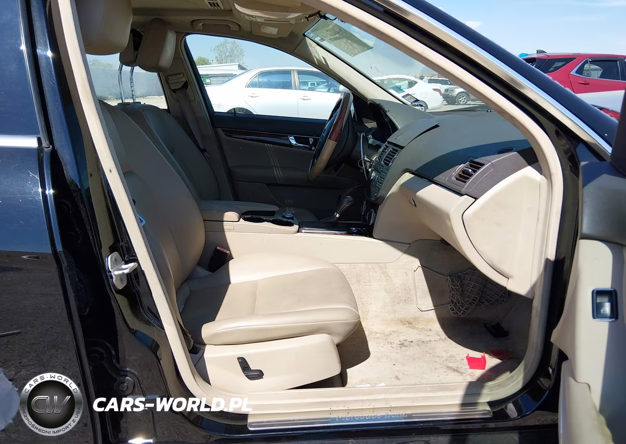 2010 Mercedes-Benz C 350 Sport VIN:WDDGF5GB9AF428588 - 5