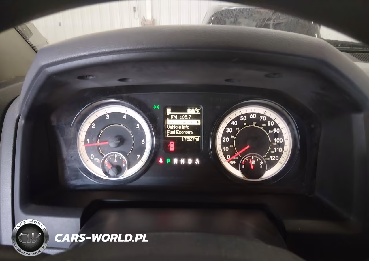 2017 Ram 1500 Tradesman 4X2 8' Box VIN:3C6JR6DG3HG681001 - 7