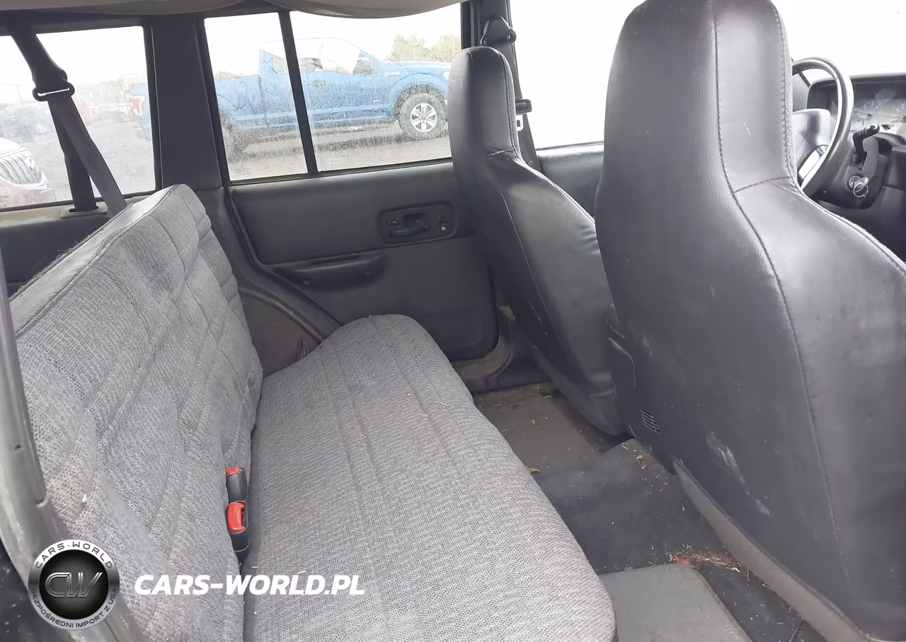 2001 Jeep Cherokee Sport VIN:1J4FF48S41L592941 - 8