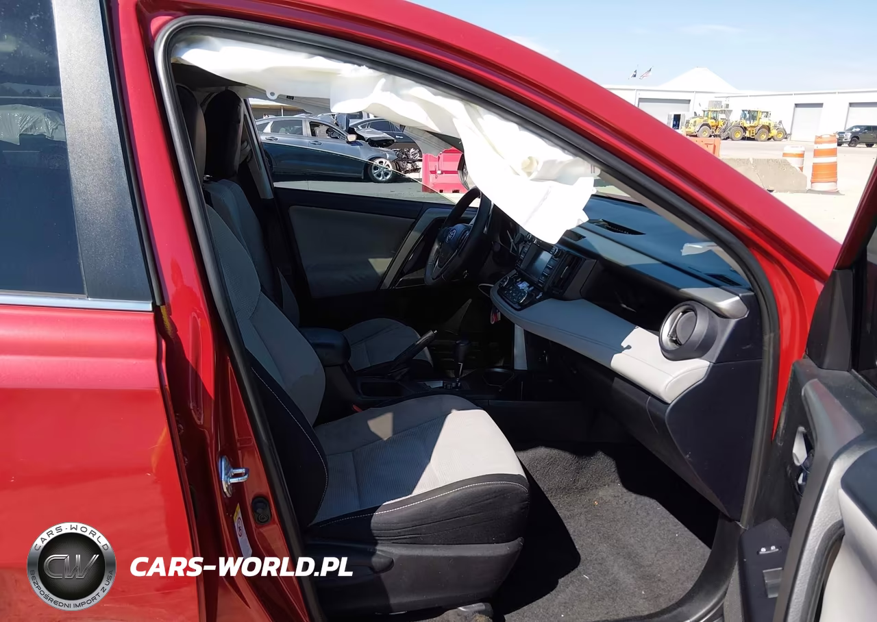 2017 Toyota Rav4 Xle VIN:2T3WFREV8HW327870 - 5