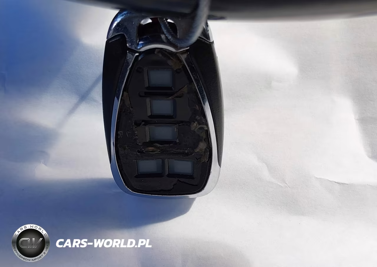 2019 Chevrolet Traverse High Country VIN:1GNEVJKW6KJ124454 - 11
