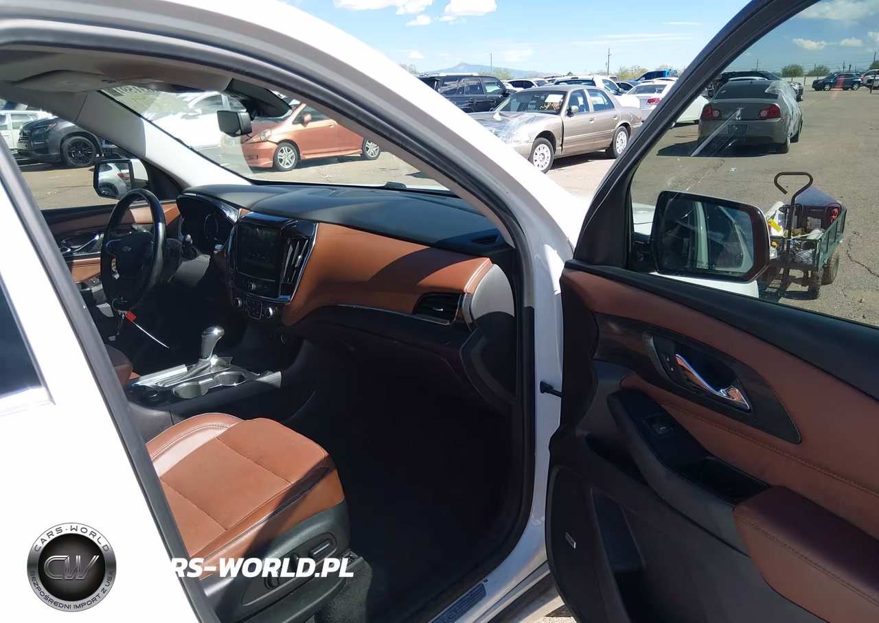 2019 Chevrolet Traverse High Country VIN:1GNEVJKW6KJ124454 - 5