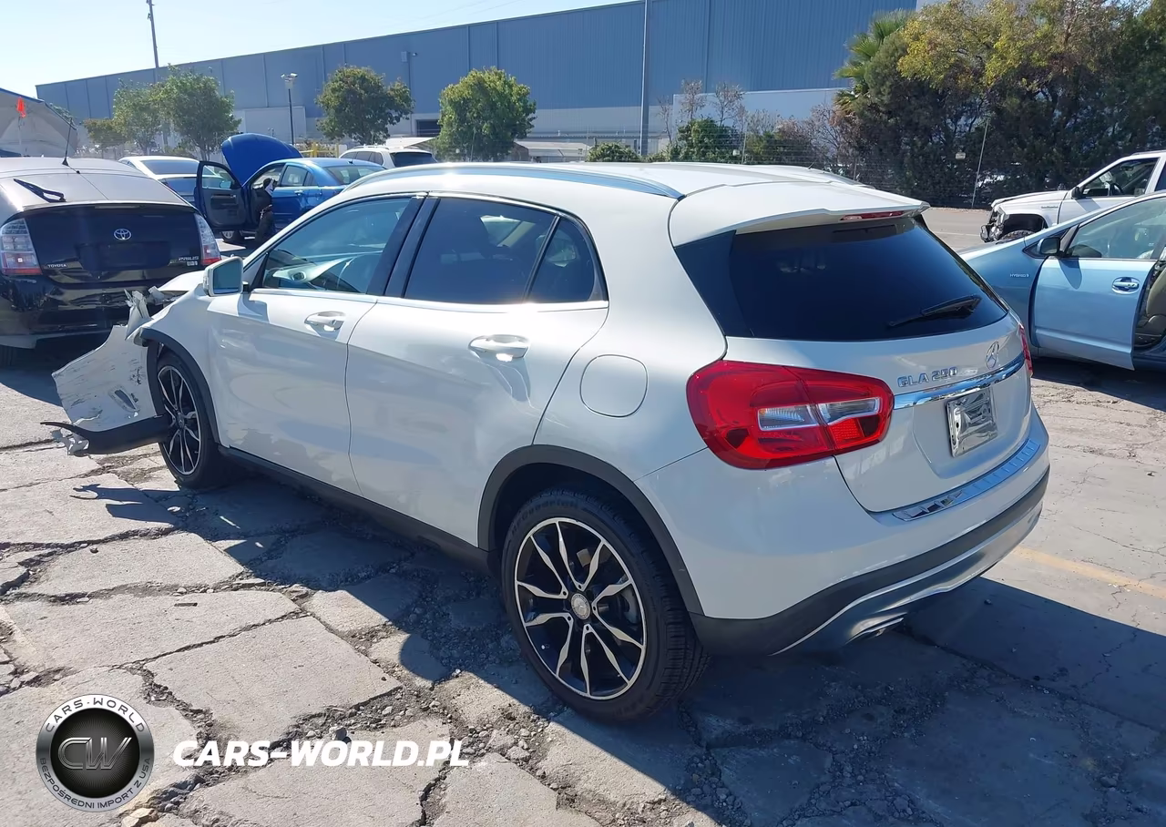 2016 Mercedes-Benz Gla 250 VIN:WDCTG4EB0GJ242988 - 3