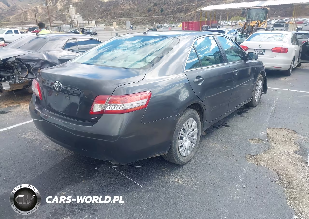 2010 Toyota Camry Le VIN:4T1BF3EK2AU526476 - 4