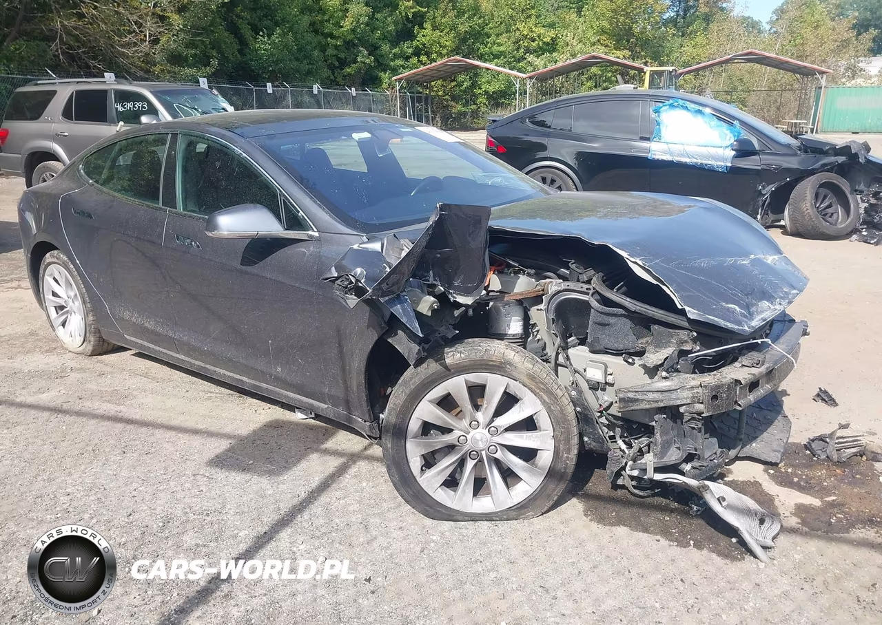 2018 Tesla Model S – zdjęcie 1 z 15