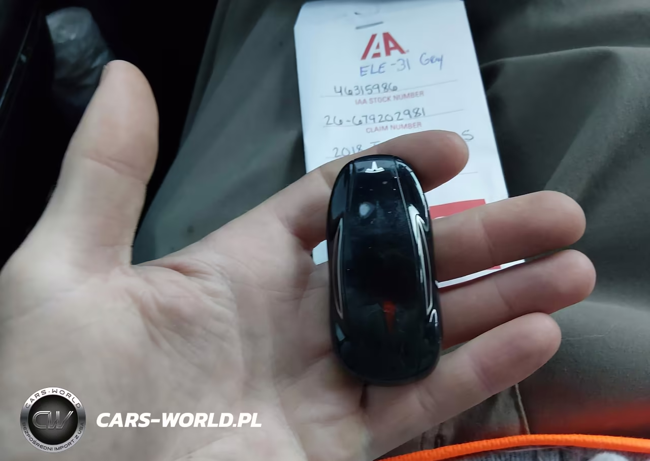 2018 Tesla Model S VIN:5YJSA1E24JF263231 - 10