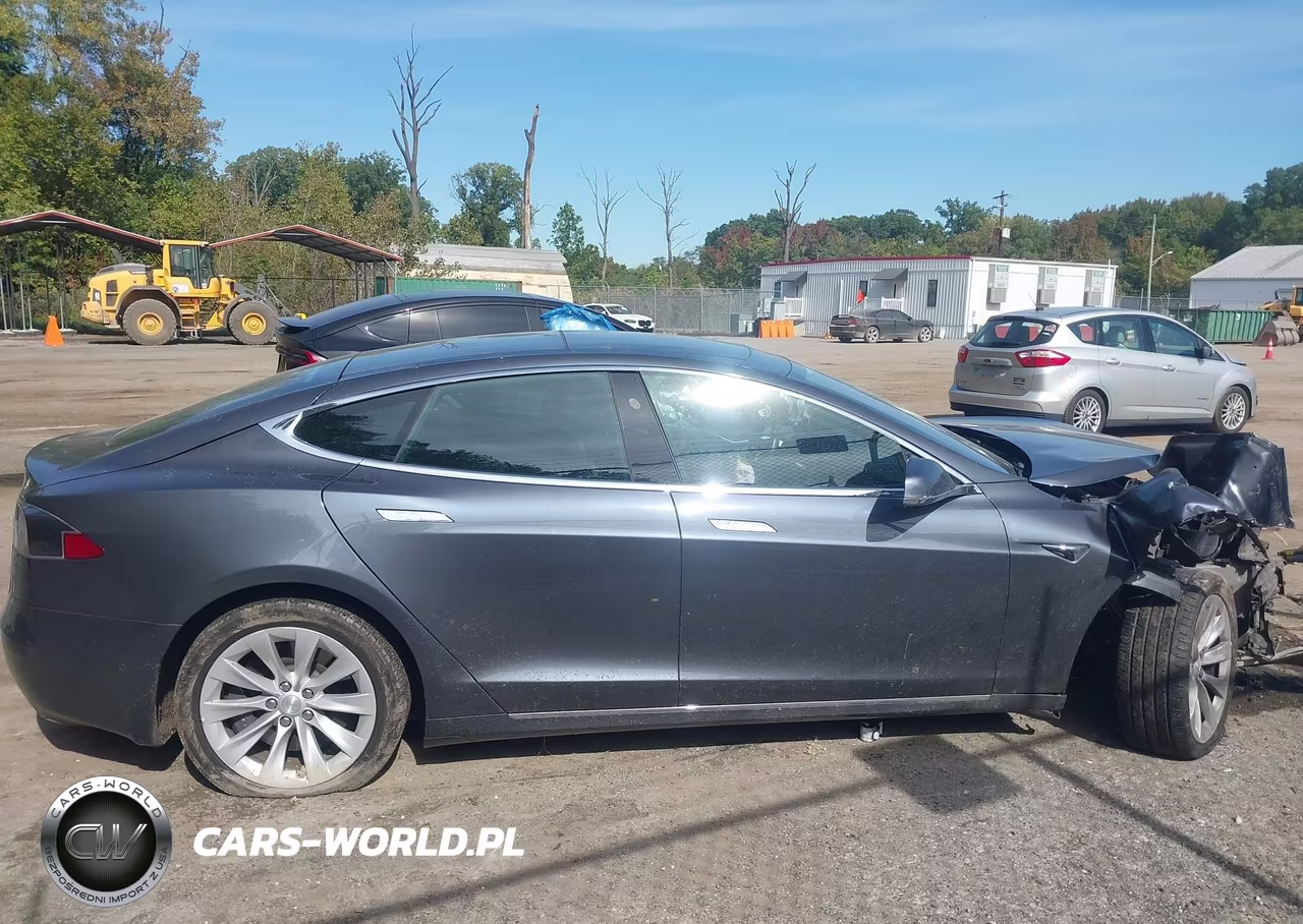 2018 Tesla Model S VIN:5YJSA1E24JF263231 - 12
