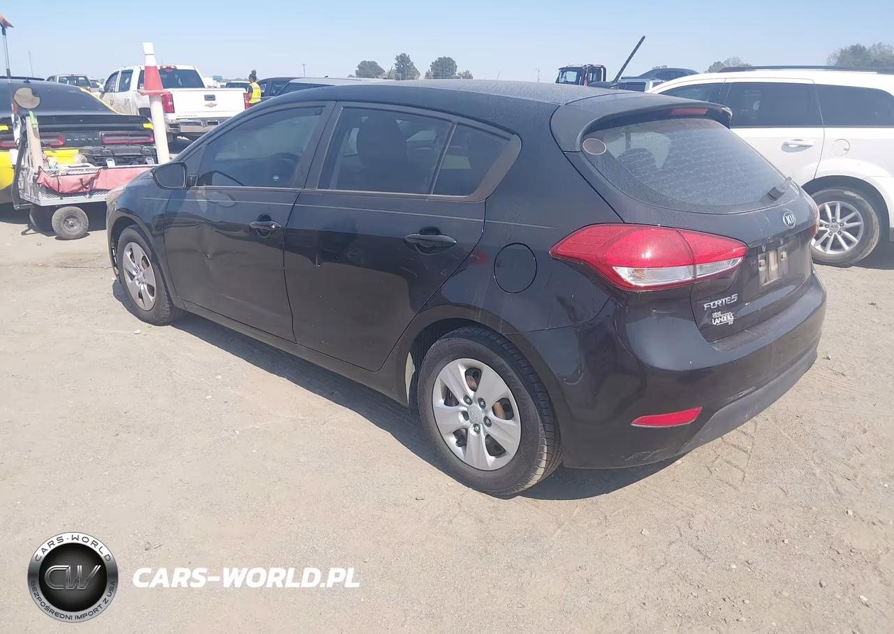 2018 Kia Forte Lx VIN:KNAFK5A89J5773900 - 3