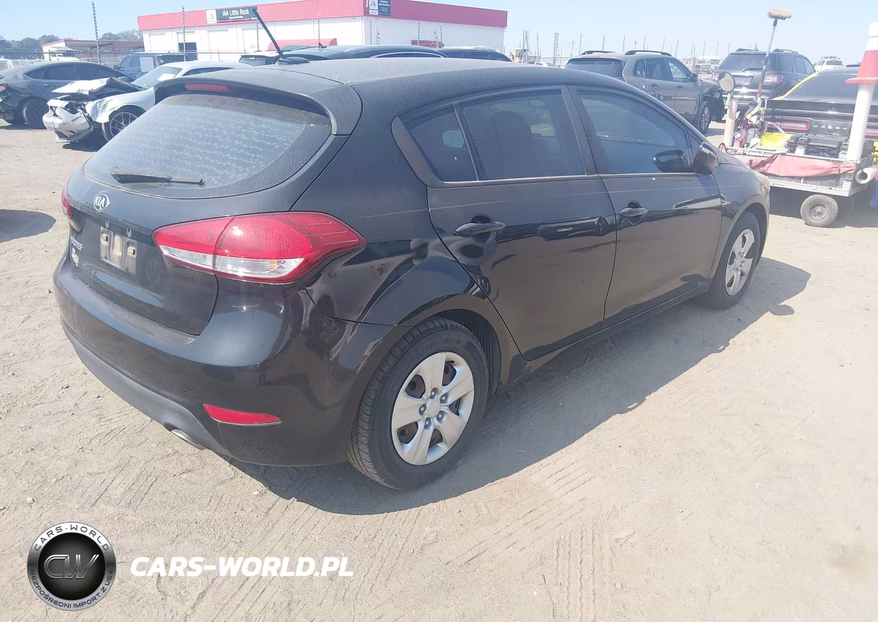 2018 Kia Forte Lx VIN:KNAFK5A89J5773900 - 4