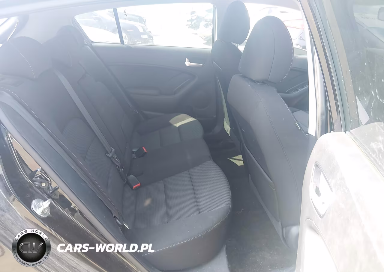 2018 Kia Forte Lx VIN:KNAFK5A89J5773900 - 8