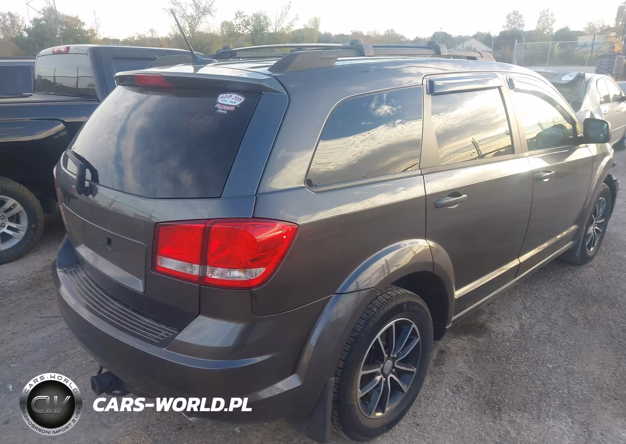 2017 Dodge Journey Se Awd VIN:3C4PDDAGXHT567269 - 4