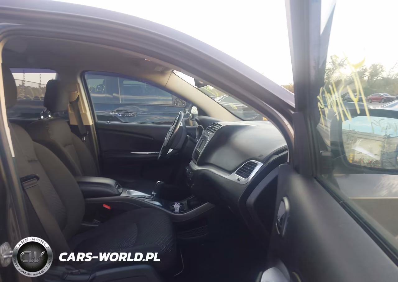 2017 Dodge Journey Se Awd VIN:3C4PDDAGXHT567269 - 5