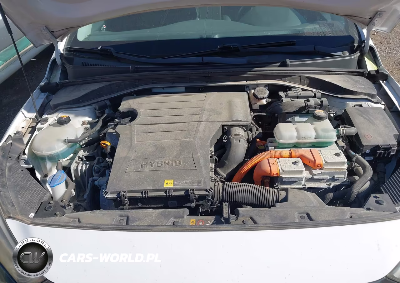 2018 Hyundai Ioniq Hybrid Blue VIN:KMHC65LC3JU076199 - 10