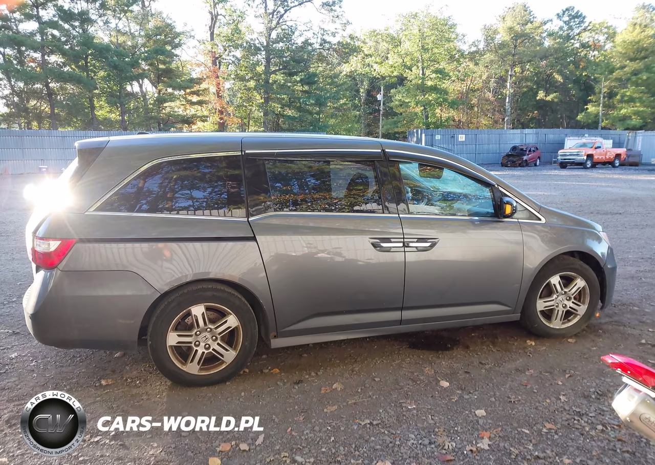 2012 Honda Odyssey Touring-Touring Elite VIN:5FNRL5H96CB015476 - 13