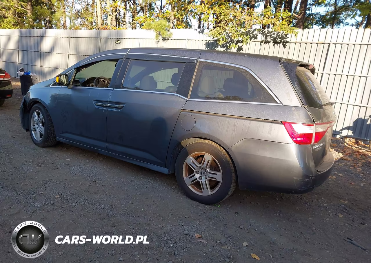 2012 Honda Odyssey Touring-Touring Elite VIN:5FNRL5H96CB015476 - 3