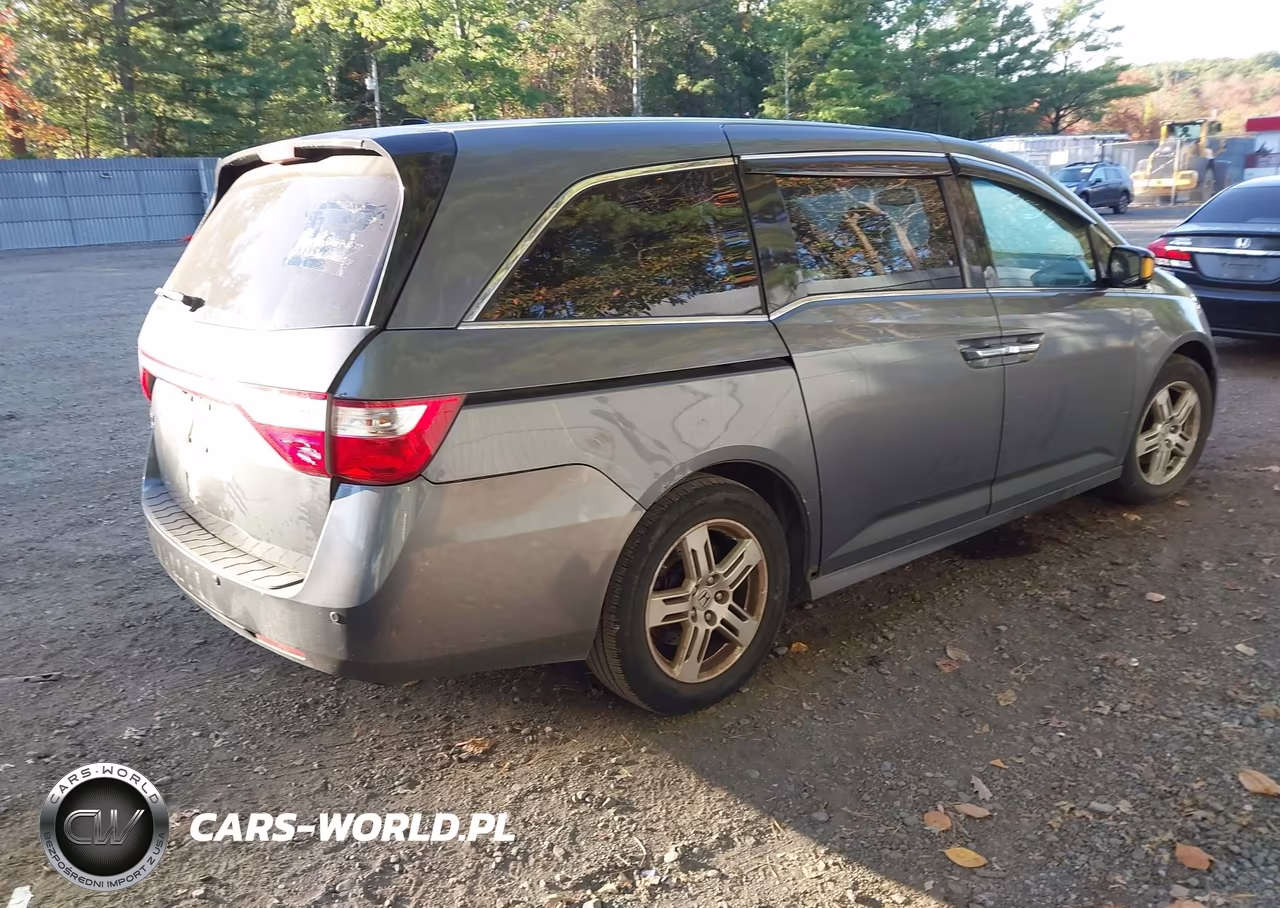 2012 Honda Odyssey Touring-Touring Elite VIN:5FNRL5H96CB015476 - 4
