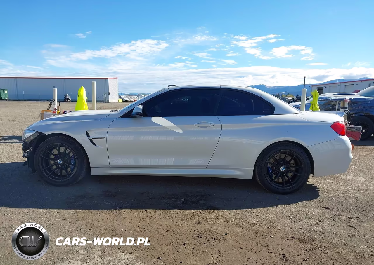 2015 BMW M4 VIN:WBS3U9C5XFJ967661 - 14