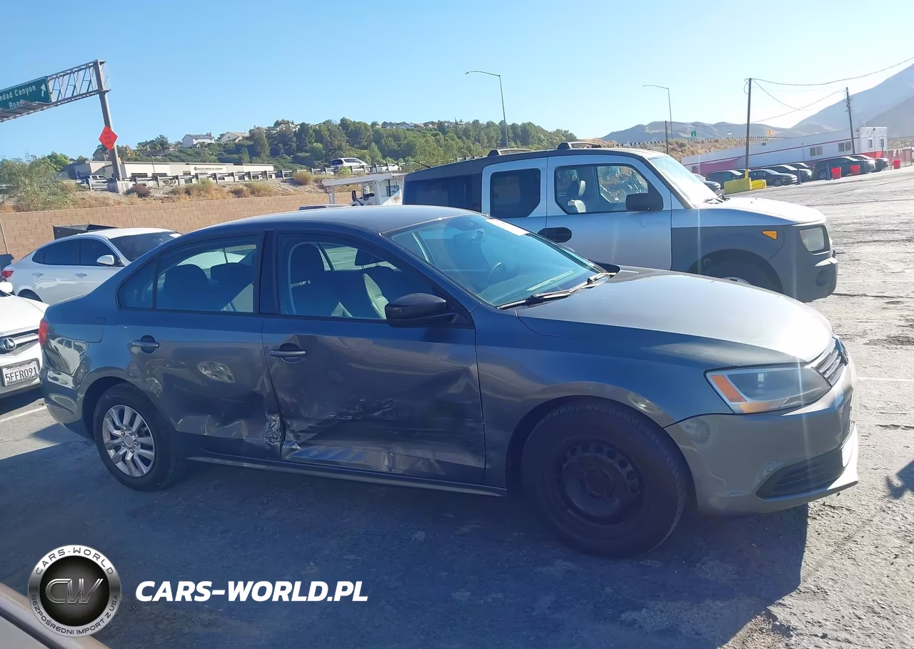 2014 Volkswagen Jetta 2.0L S VIN:3VW2K7AJ9EM309194 - 13