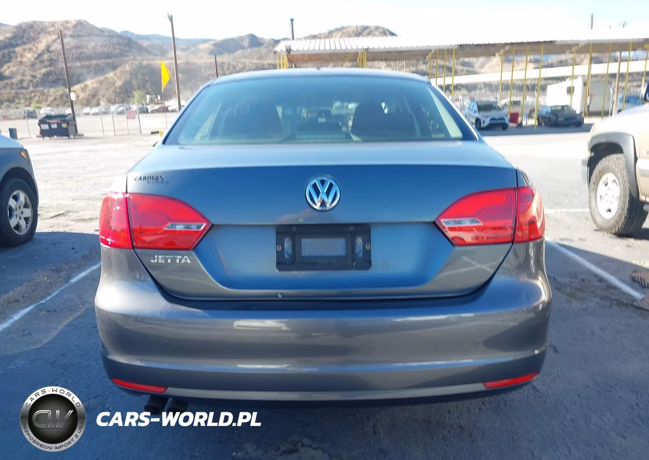 2014 Volkswagen Jetta 2.0L S VIN:3VW2K7AJ9EM309194 - 16