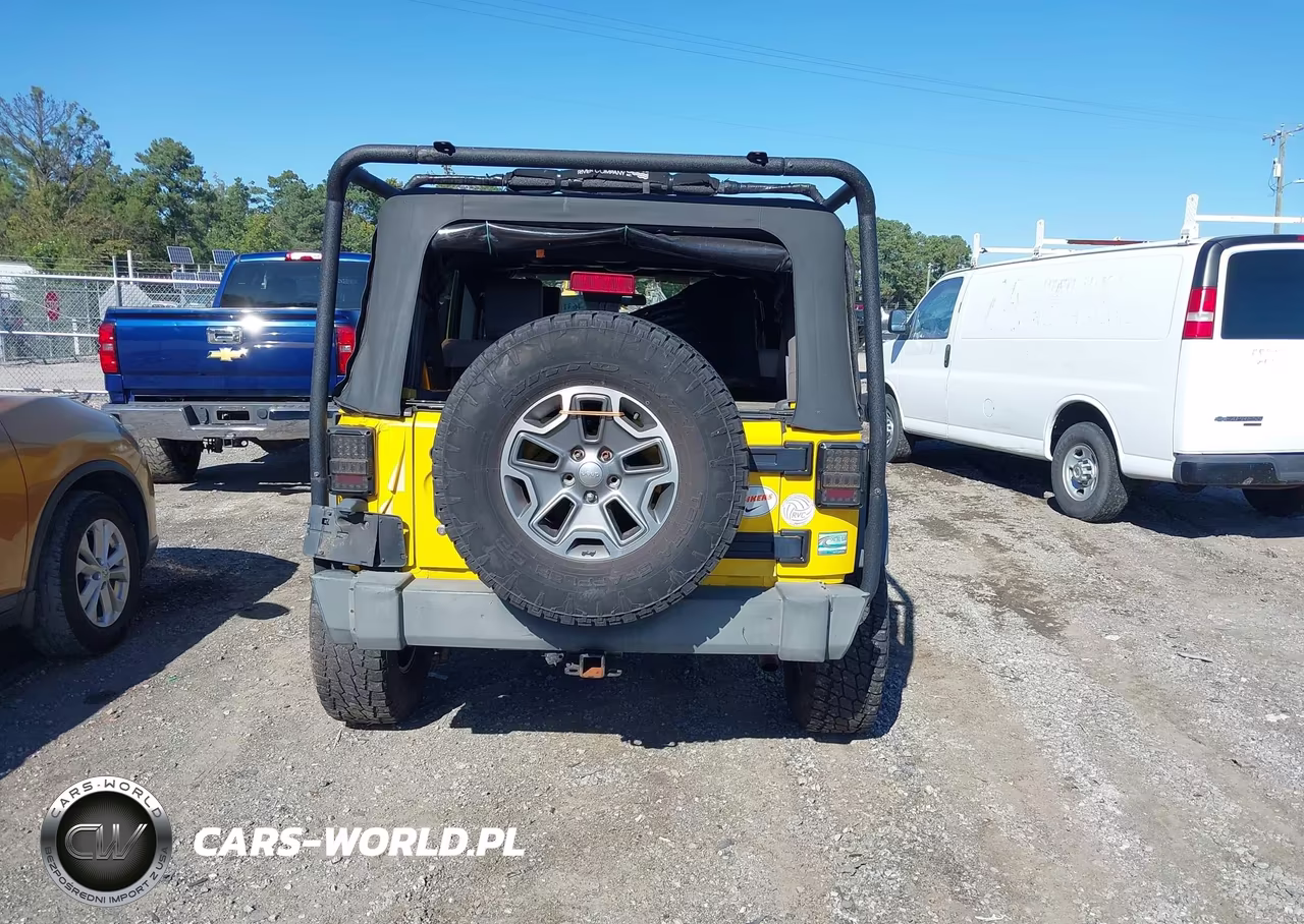 2008 Jeep Wrangler Unlimited X VIN:1J4GA39118L569484 - 16
