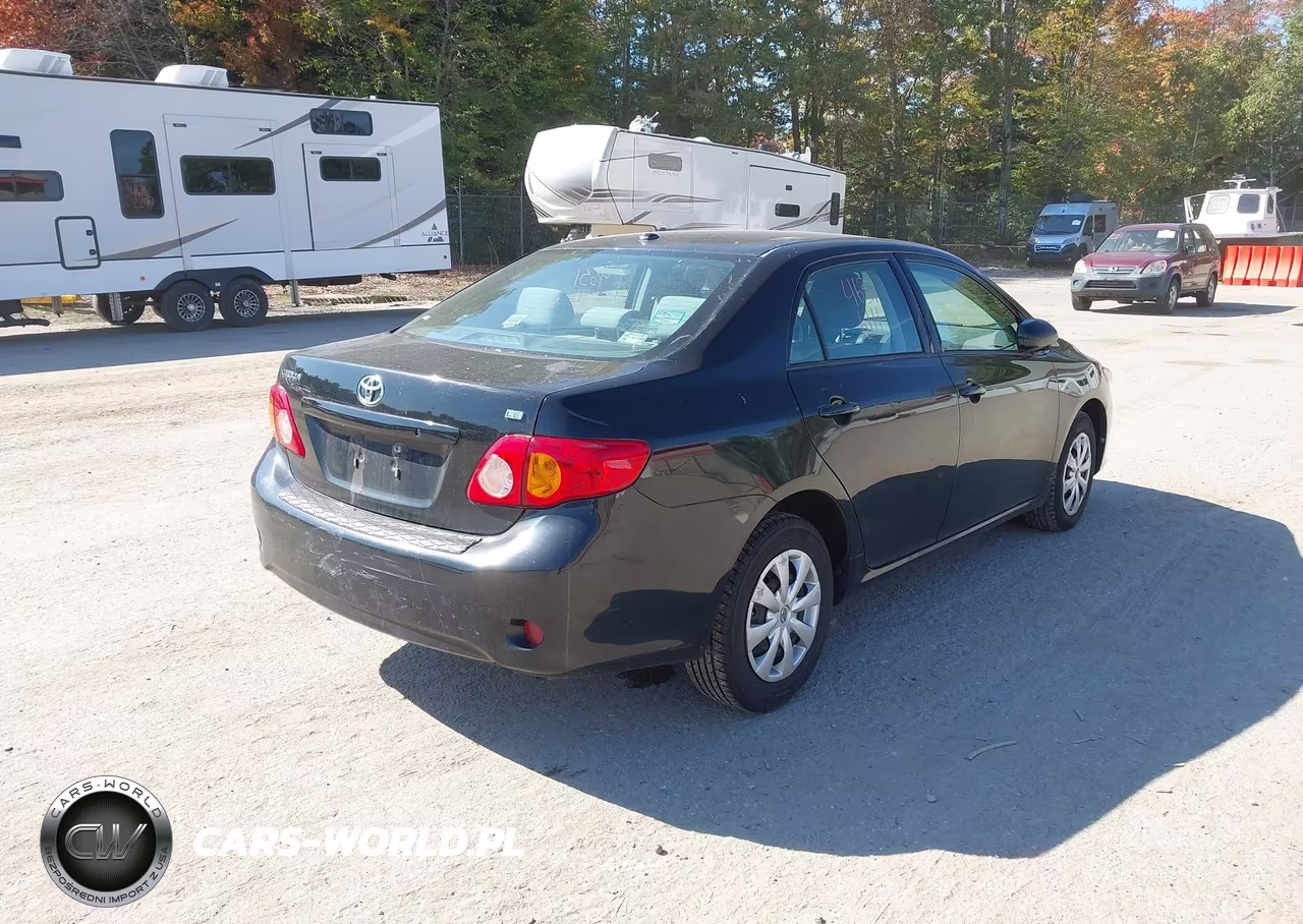 2010 Toyota Corolla Le VIN:2T1BU4EE2AC249111 - 4