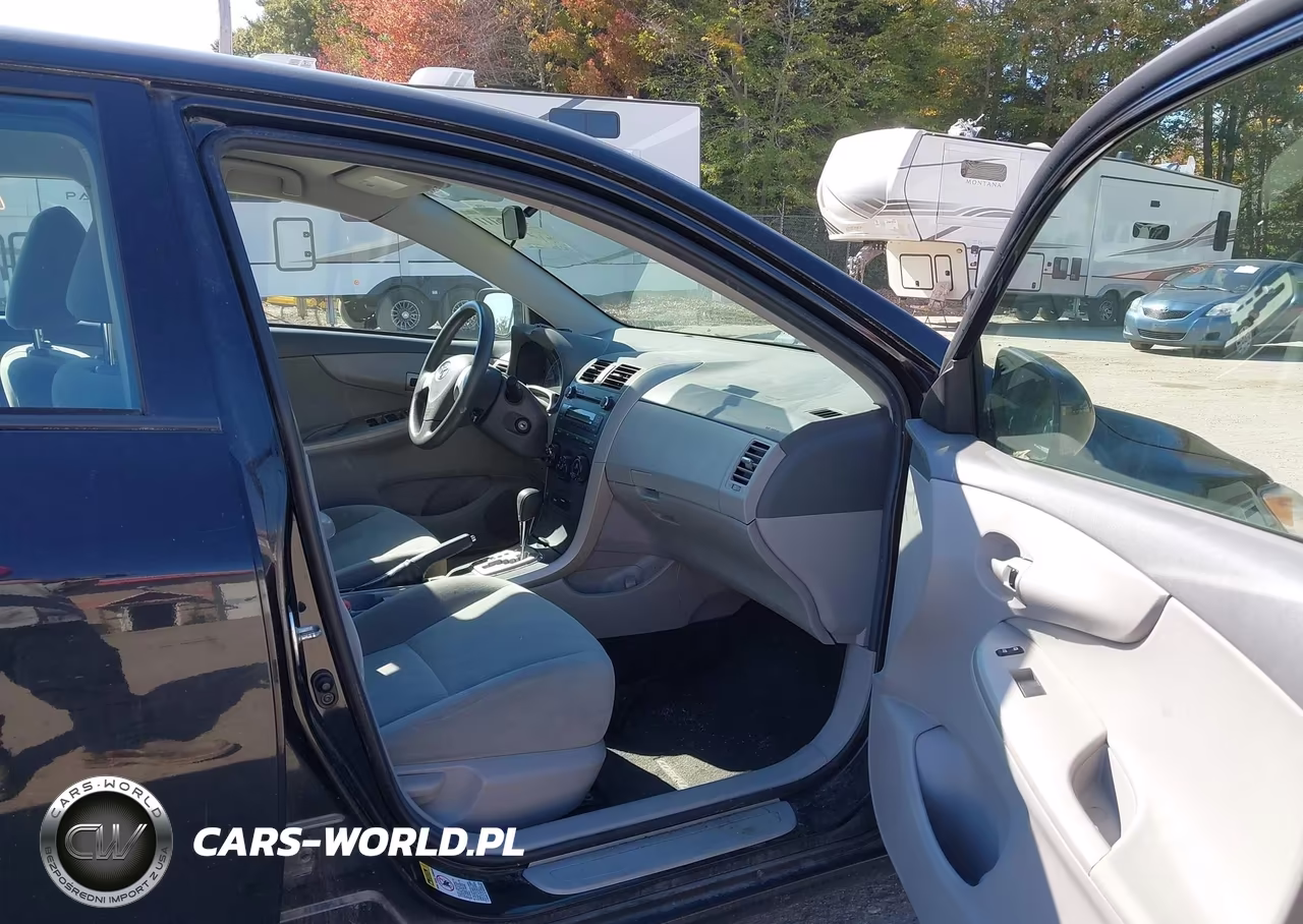 2010 Toyota Corolla Le VIN:2T1BU4EE2AC249111 - 5