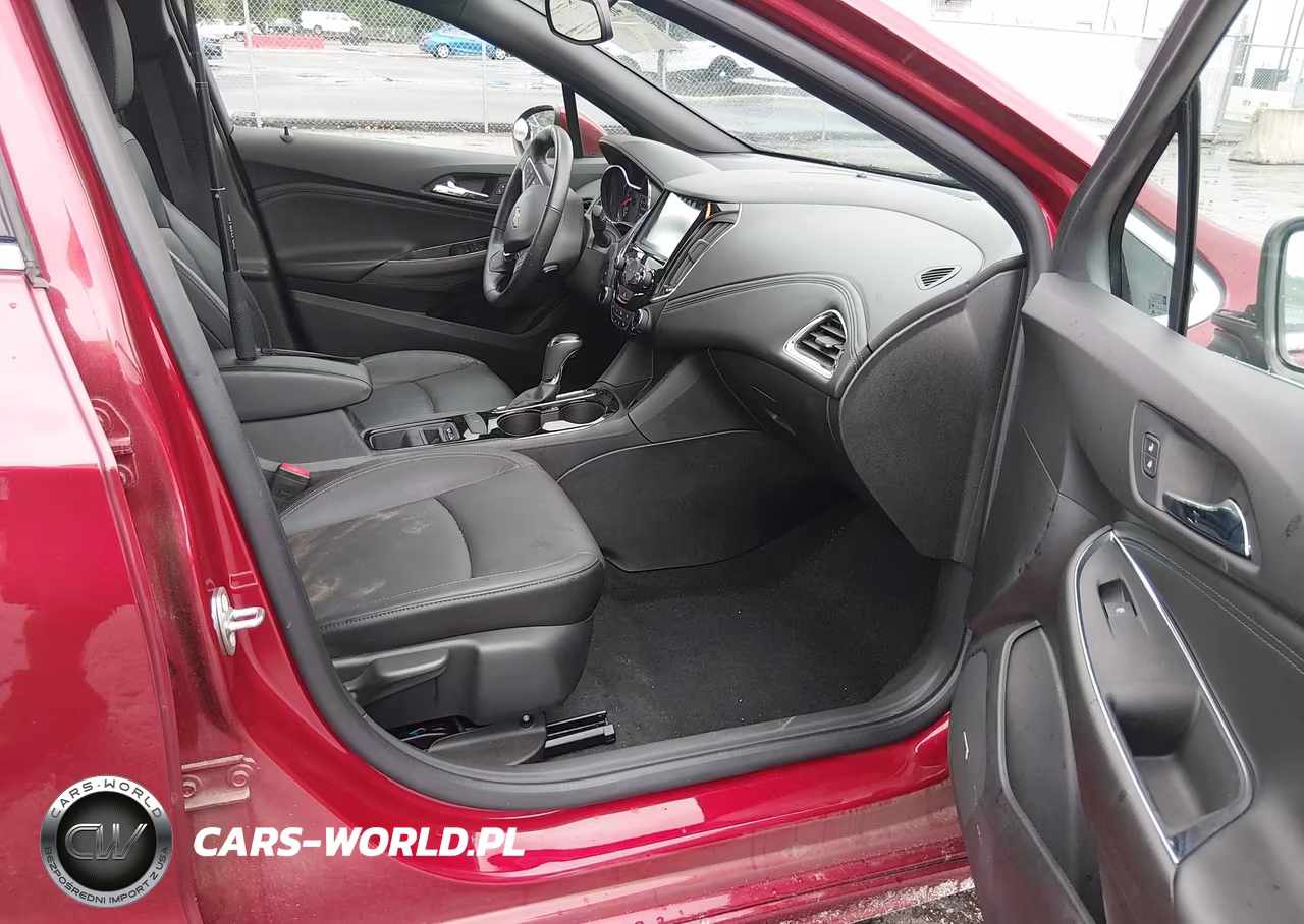 2018 Chevrolet Cruze Premier Auto VIN:3G1BF6SM1JS527574 - 5