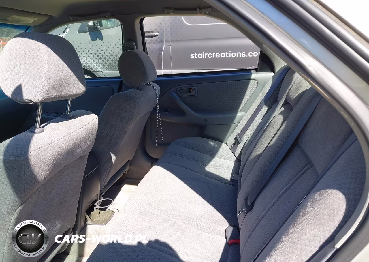 2001 Toyota Camry Le VIN:4T1BG22K61U848646 - 8