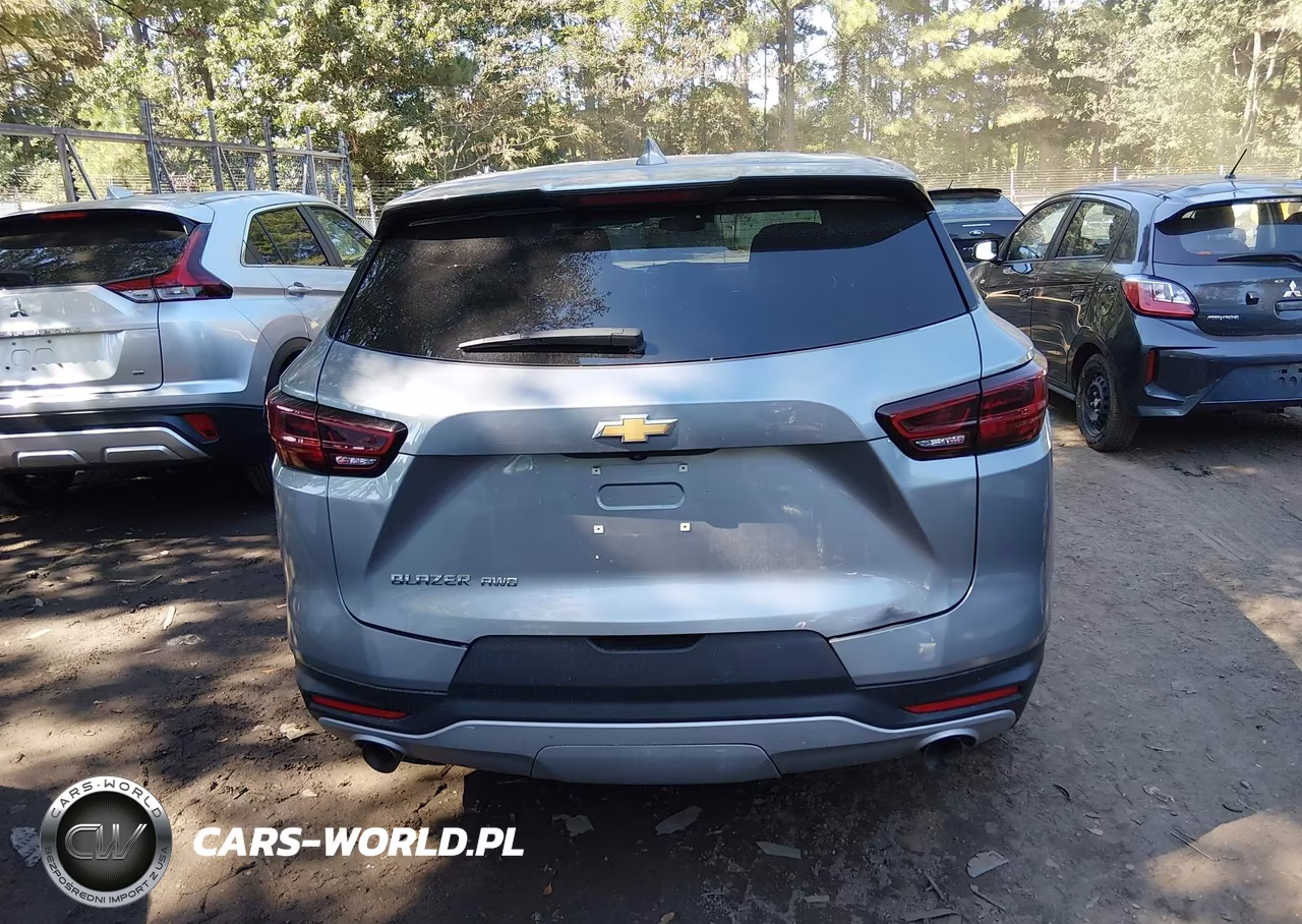 2025 Chevrolet Blazer Awd 2Lt VIN:3GNKBHR4XSS155231 - 16