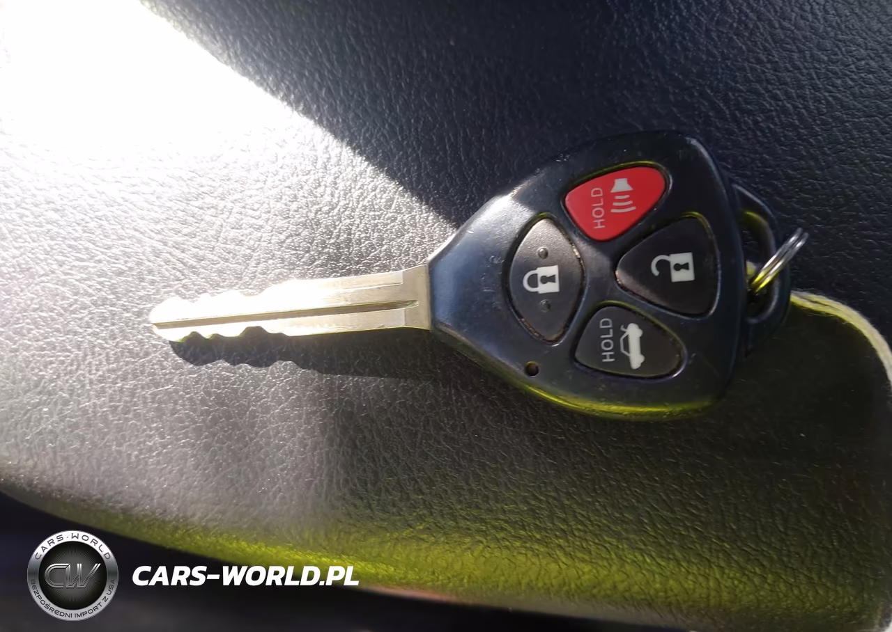 2010 Toyota Corolla S VIN:2T1BU4EE4AC523585 - 11