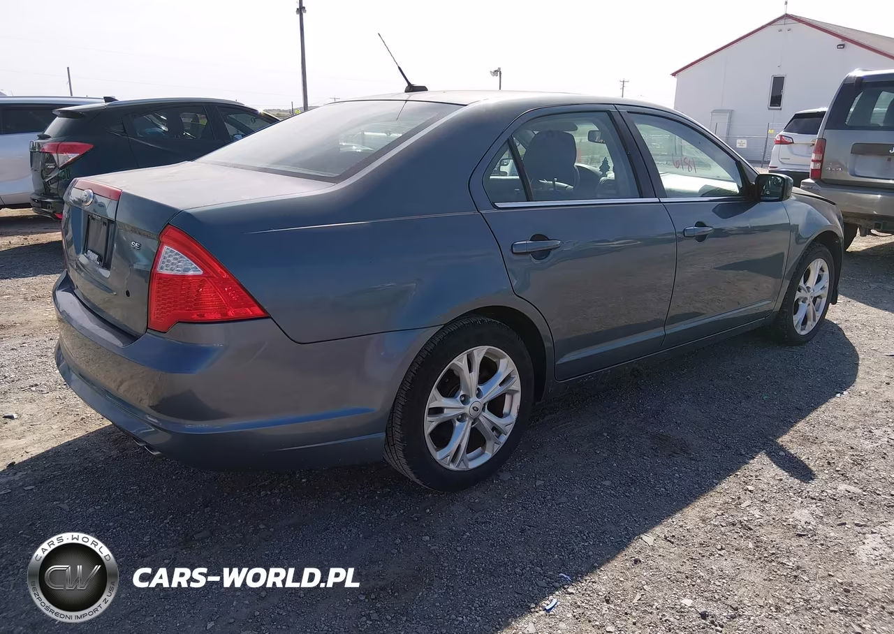 2012 Ford Fusion Se VIN:3FAHP0HA3CR102107 - 4