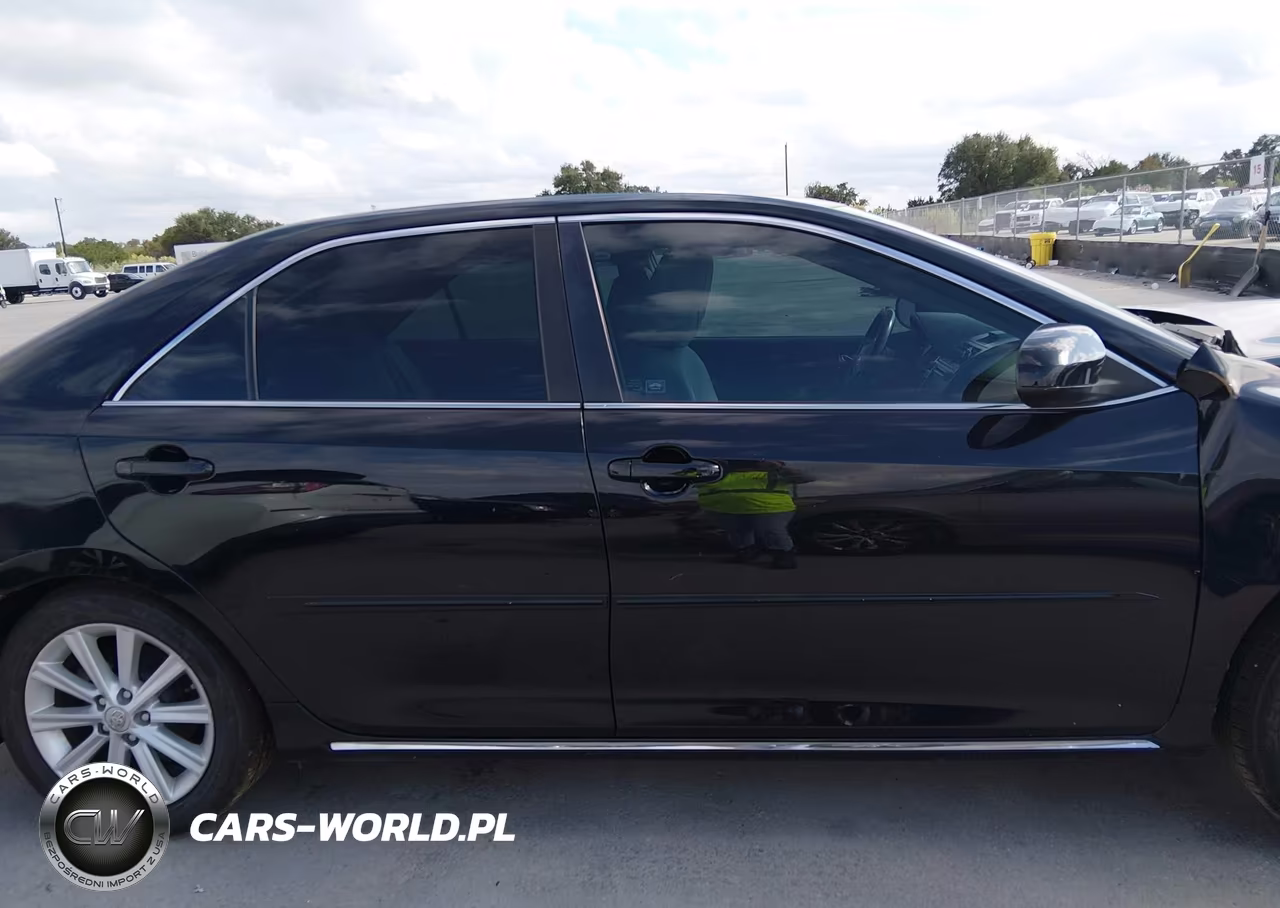 2013 Toyota Camry Xle V6 VIN:4T1BK1FK9DU021750 - 14