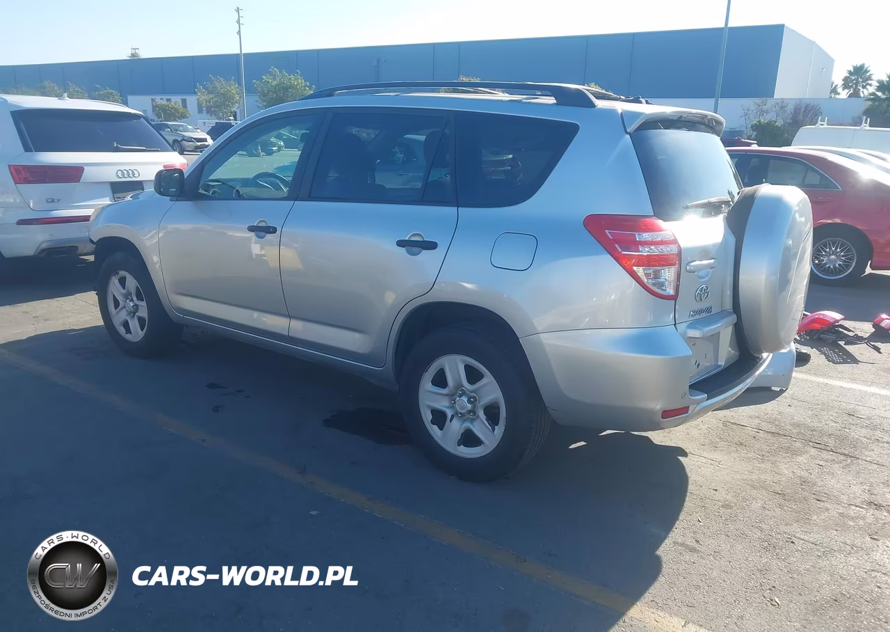 2011 Toyota Rav4 VIN:2T3ZF4DV5BW086066 - 3