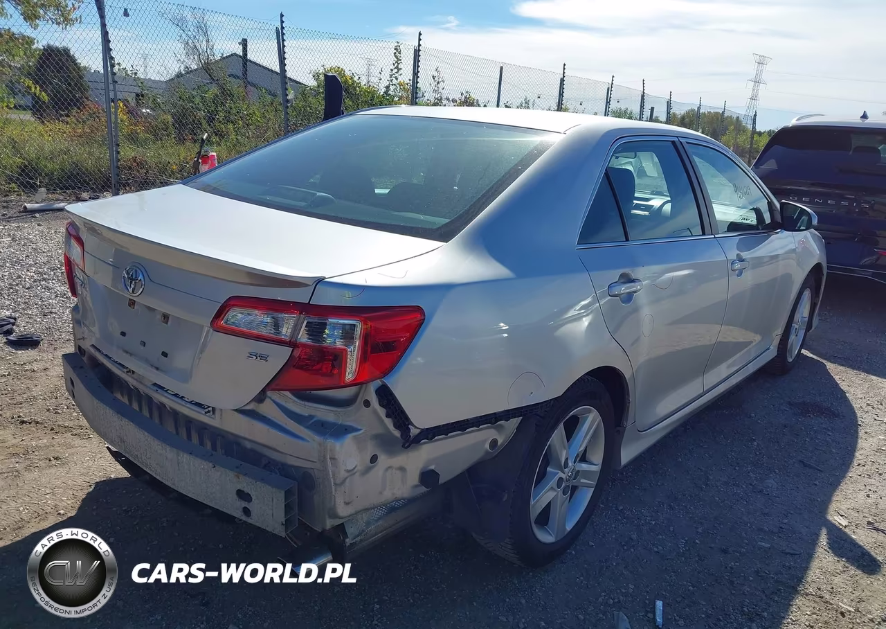 2014 Toyota Camry Se VIN:4T1BF1FK8EU419893 - 4