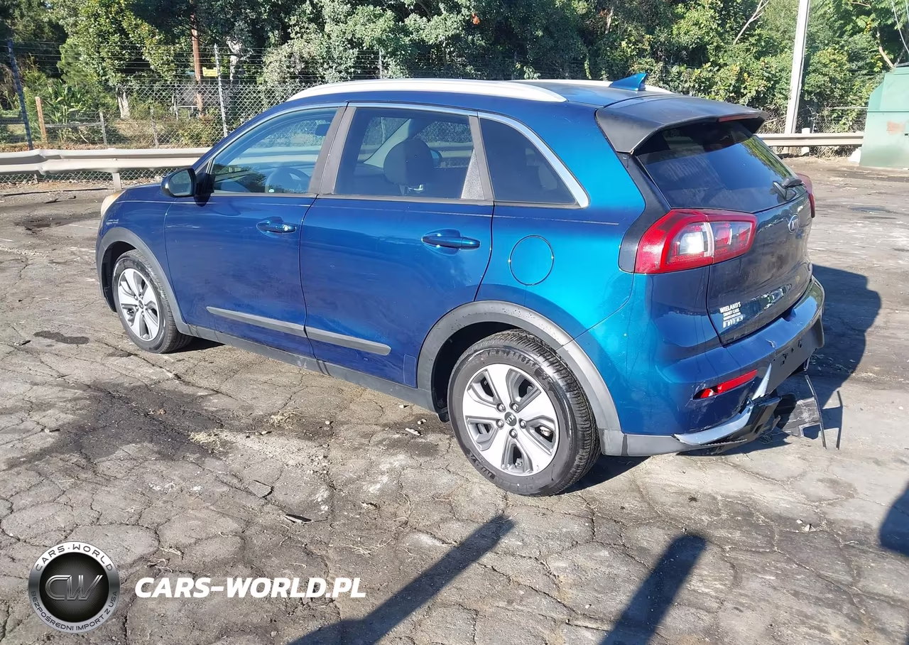 2018 Kia Niro Lx VIN:KNDCB3LC2J5176292 - 3