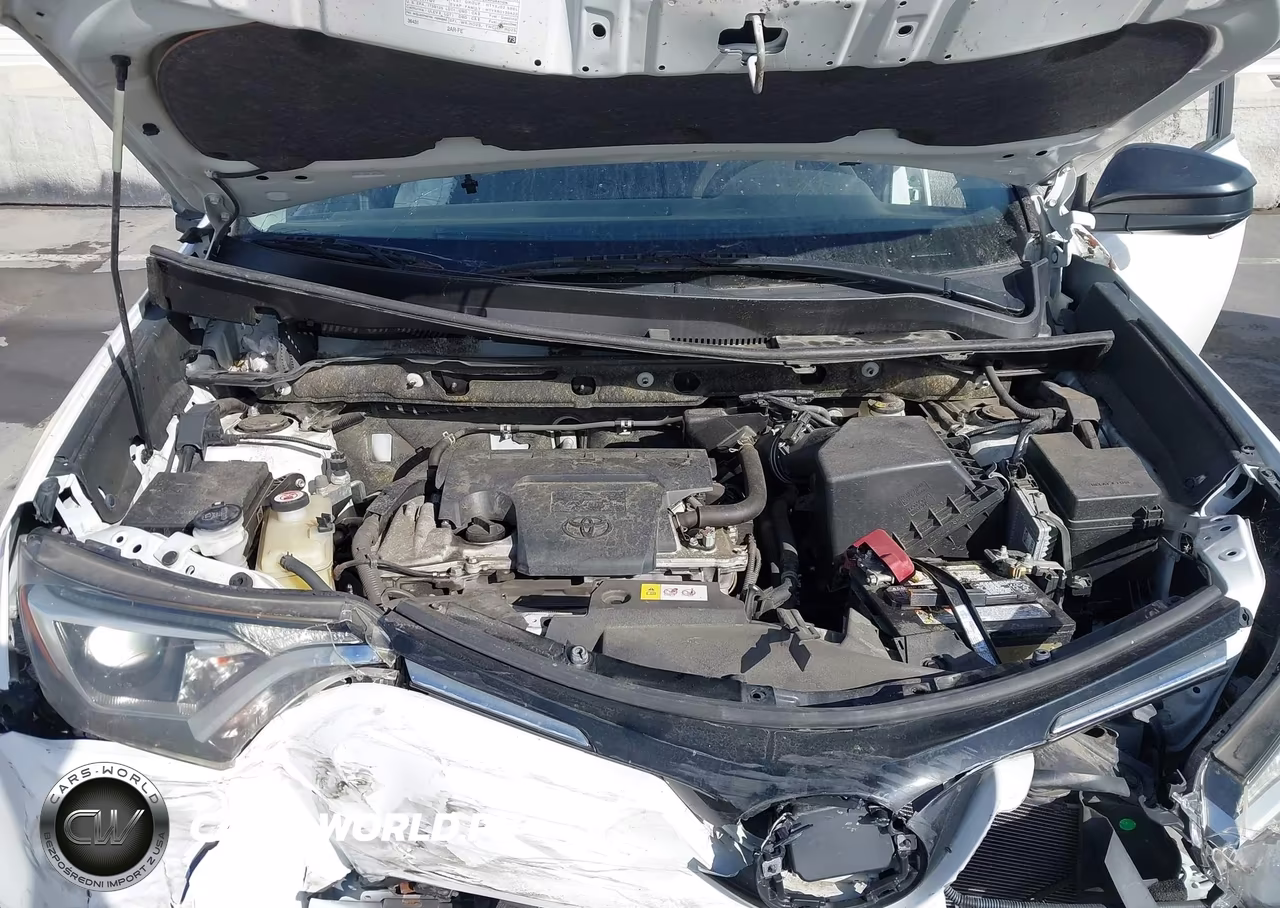 2017 Toyota Rav4 Le VIN:JTMZFREV0HJ717938 - 10