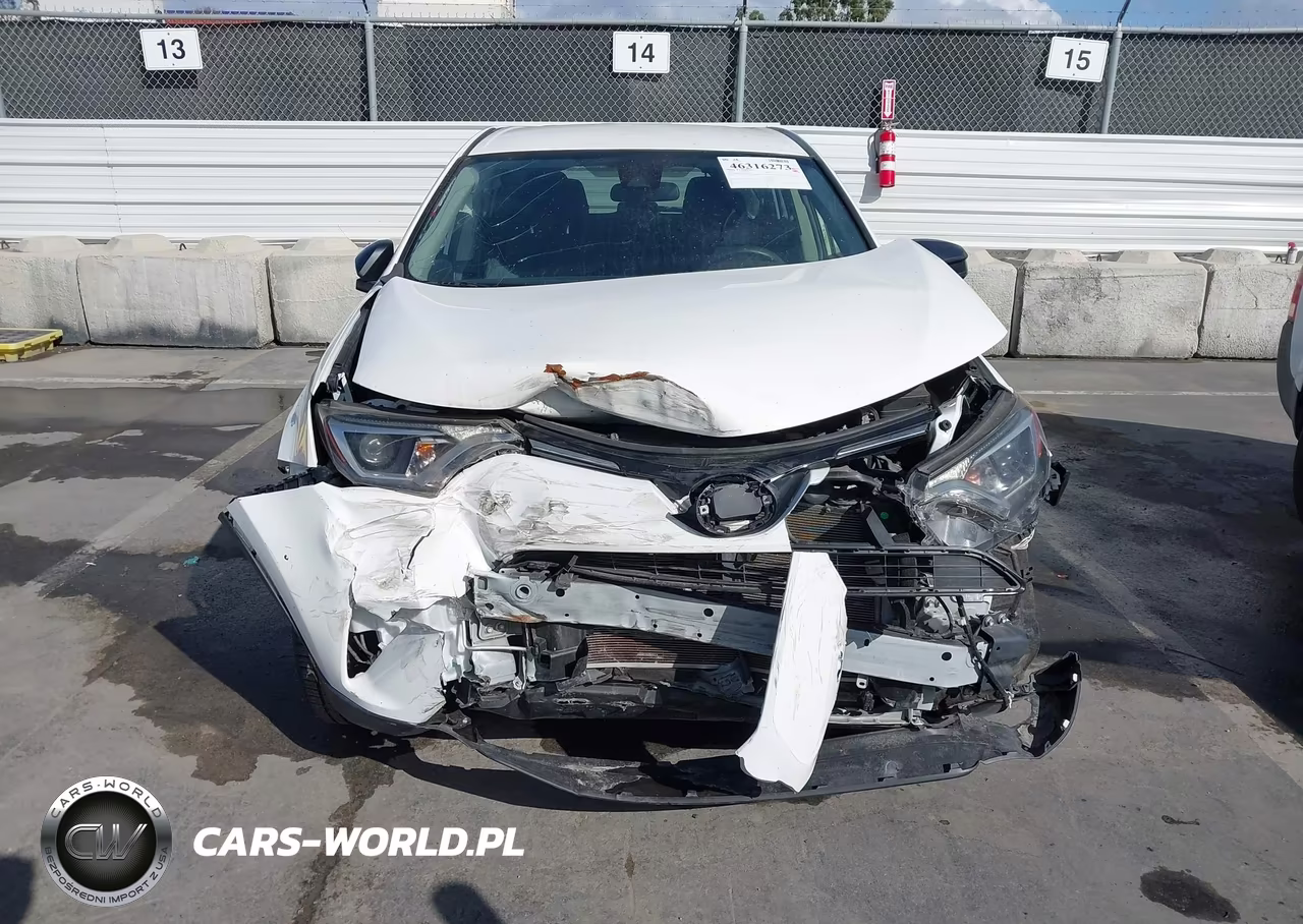 2017 Toyota Rav4 Le VIN:JTMZFREV0HJ717938 - 12