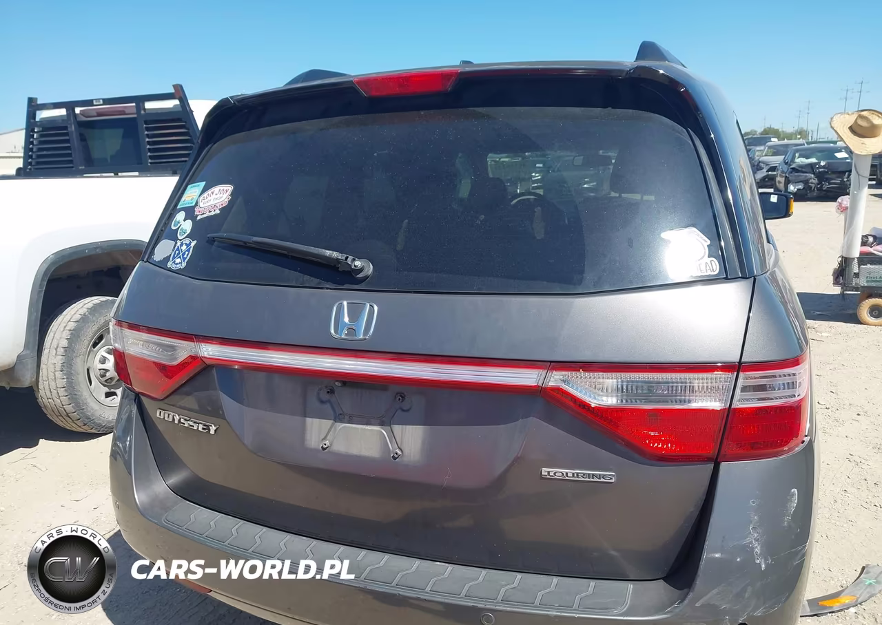 2013 Honda Odyssey Touring-Touring Elite VIN:5FNRL5H94DB079629 - 16