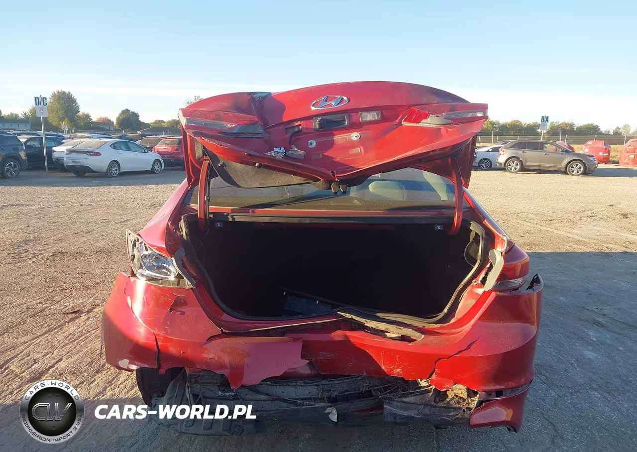 2017 Hyundai Elantra Se VIN:5NPD84LF2HH013123 - 17