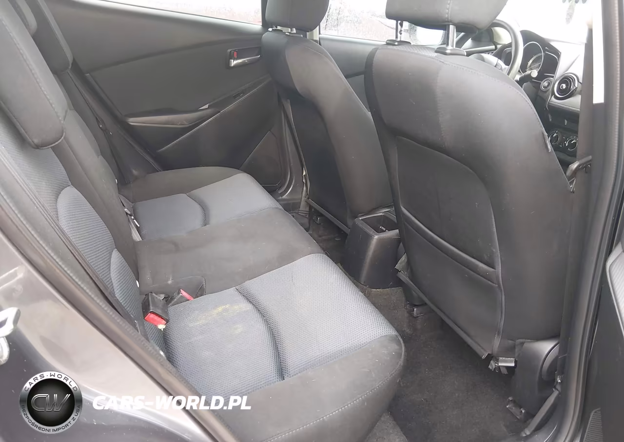 2016 Scion Ia VIN:3MYDLBZV0GY121681 - 8