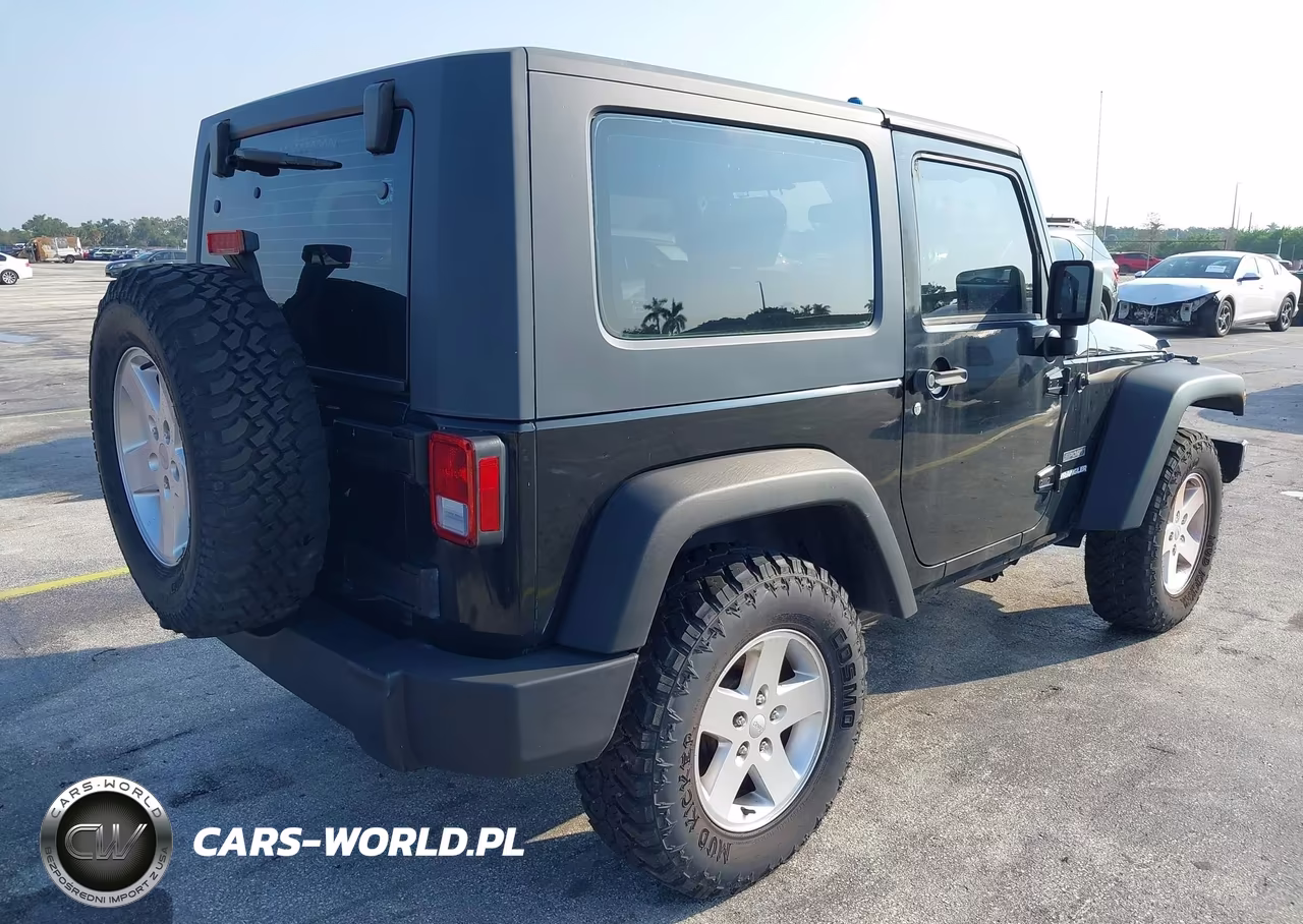 2010 Jeep Wrangler Sport VIN:1J4AA2D16AL152570 - 4