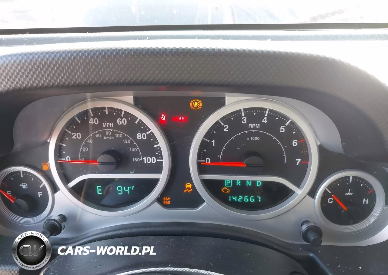 2010 Jeep Wrangler Sport VIN:1J4AA2D16AL152570 - 7