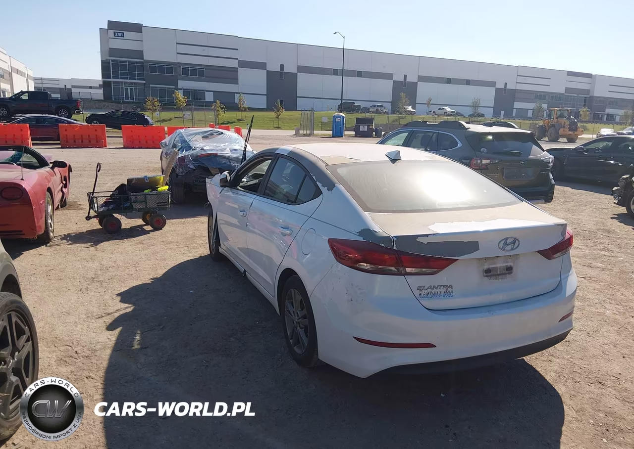 2017 Hyundai Elantra Se VIN:5NPD84LF6HH045878 - 3