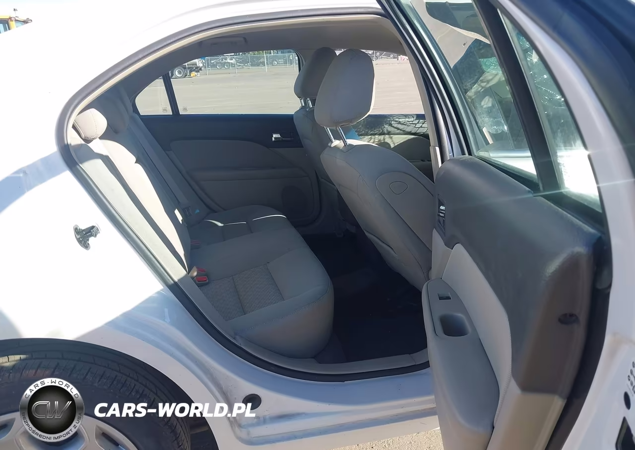 2010 Ford Fusion Se VIN:3FAHP0HA3AR293881 - 8