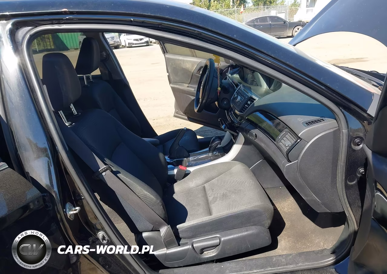 2017 Honda Accord Lx VIN:1HGCR2F33HA233880 - 5