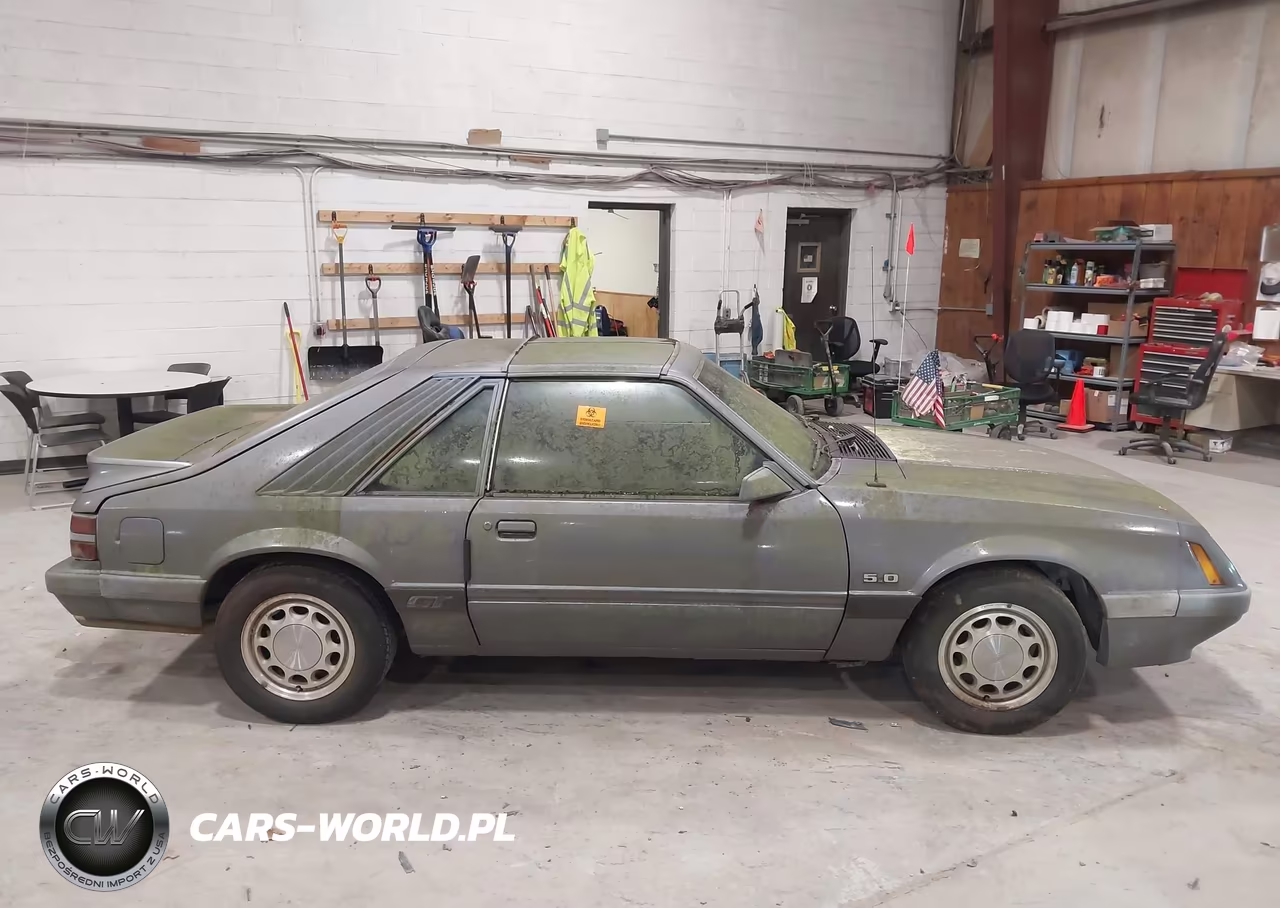 1985 Ford Mustang Lx-Gt VIN:1FABP28M1FF130551 - 13