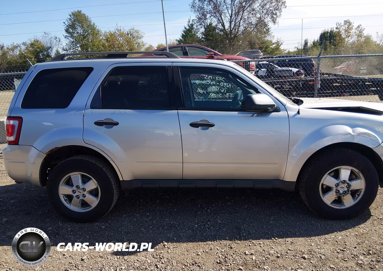 2010 Ford Escape Xlt VIN:1FMCU0DG4AKD45087 - 13