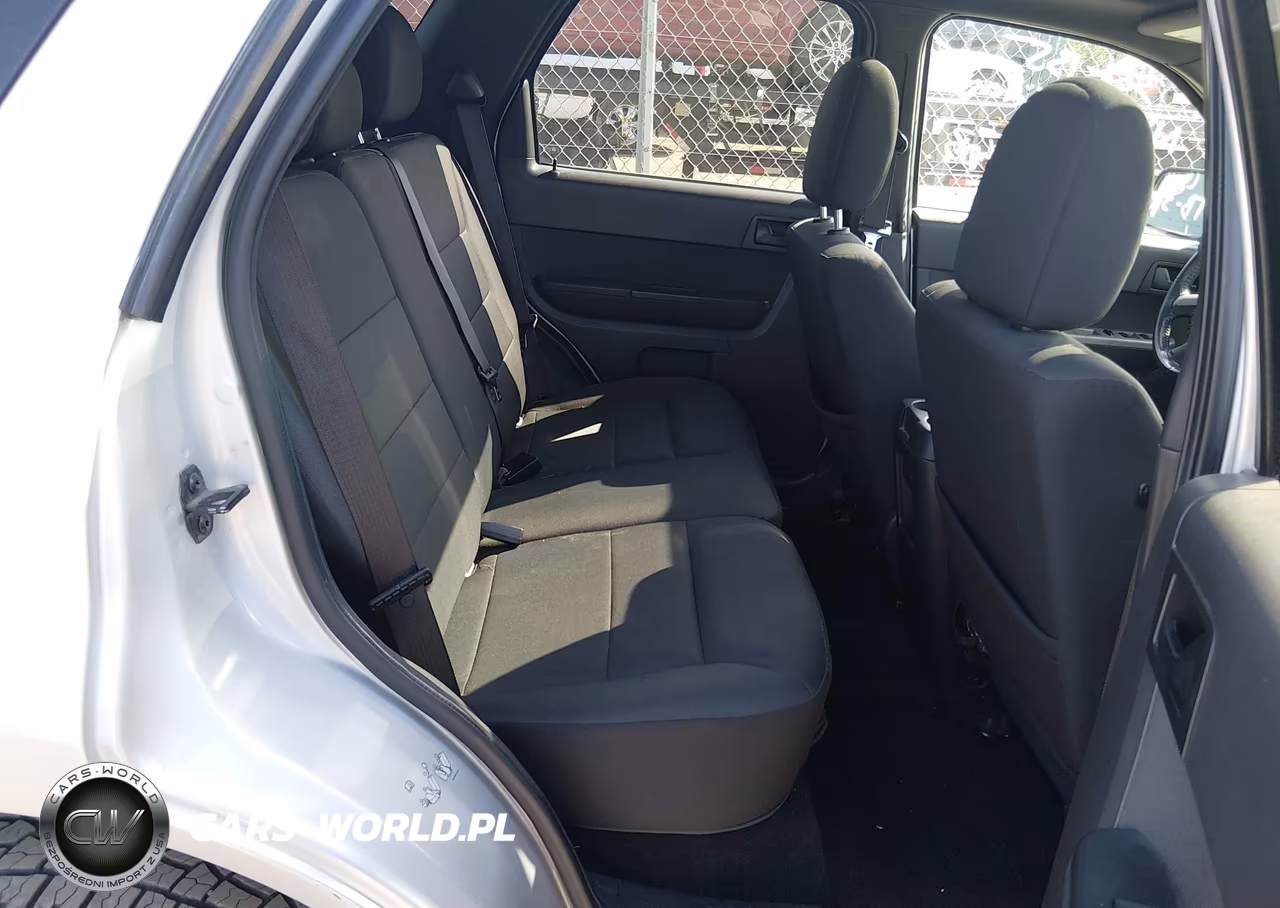 2010 Ford Escape Xlt VIN:1FMCU0DG4AKD45087 - 8