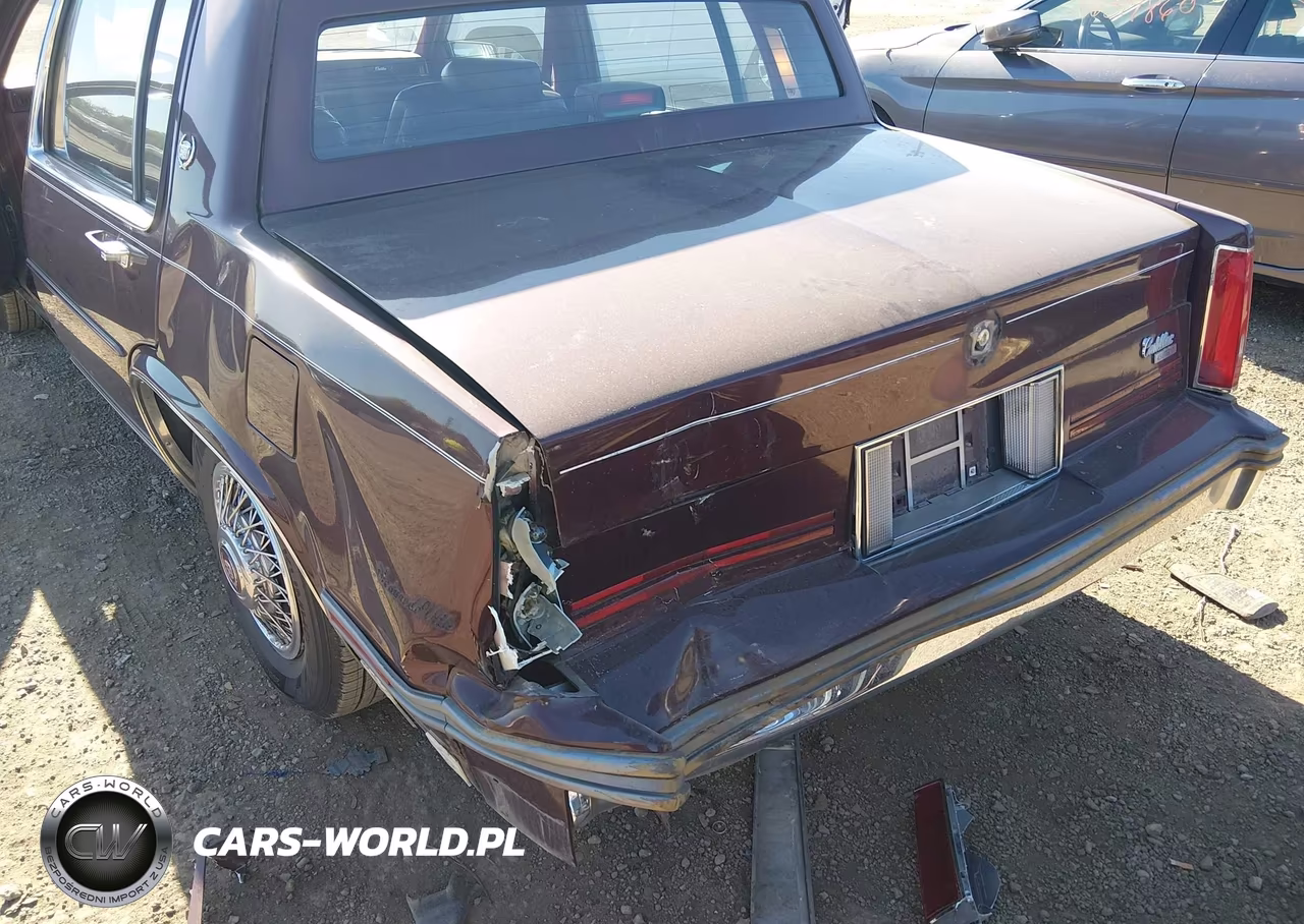 1988 Cadillac Deville VIN:1G6CD5154J4227648 - 18