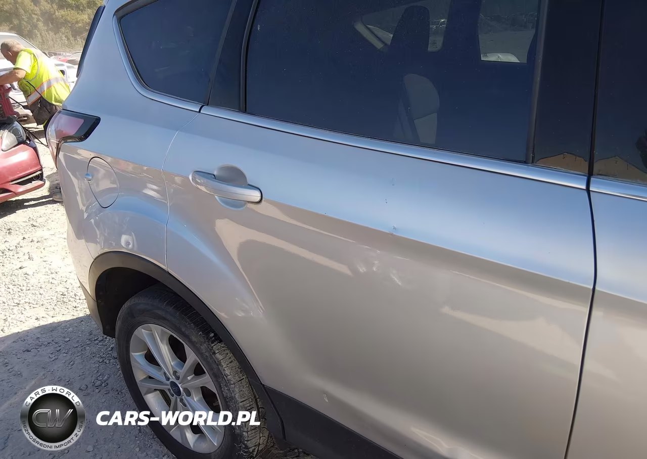 2017 Ford Escape Se VIN:1FMCU0GD7HUC58719 - 14